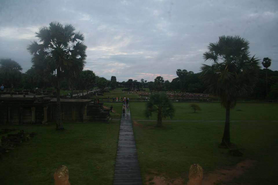 A wet morning...when we all congregated at Angkor wat to watch the sun rise. 