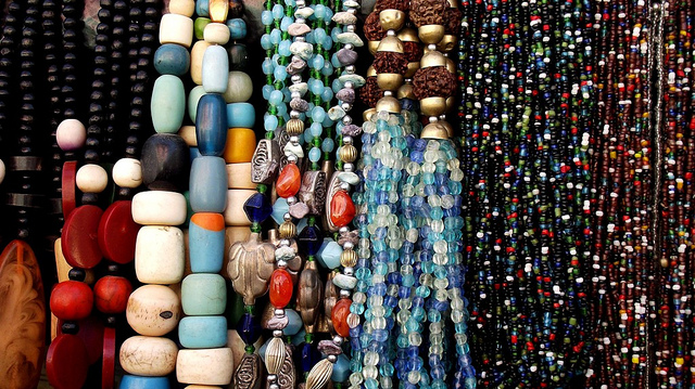 Trinkets for sale in Mattanchery (pic -courtesy Flickr creative commons)