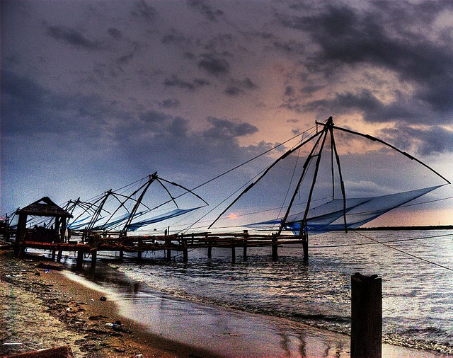 Chinese  fishing net (pic - courtesy Flick creative commons)